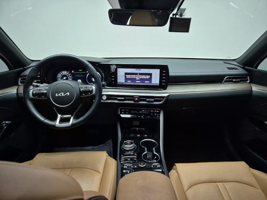 Kia K5 New DL3 Noblesse 2.0 Gasoline 8