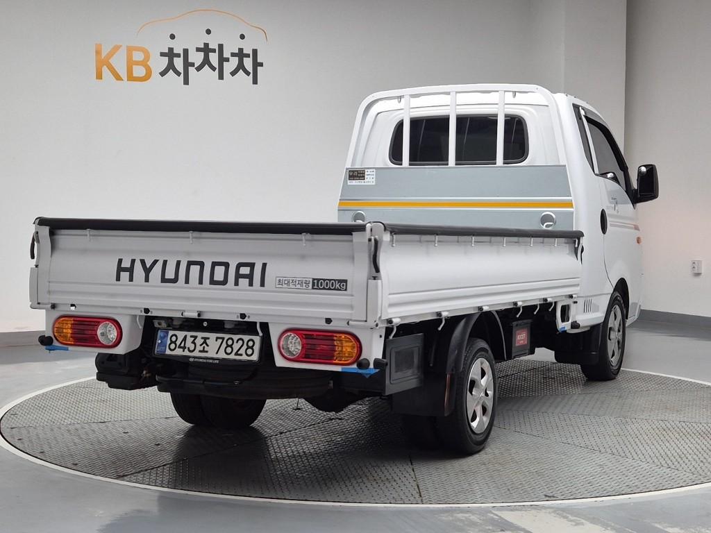 Hyundai Porter II Super Cab High Fixed Floor Long Wheelbase Super Cab 4