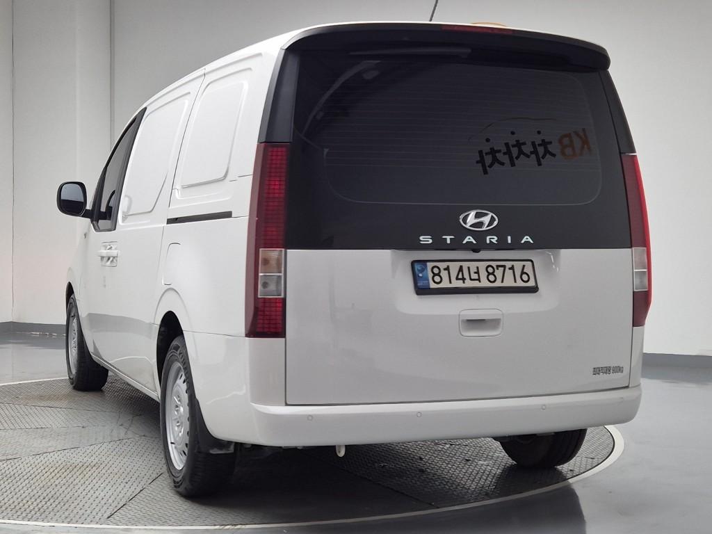 Hyundai Staria Smart Diesel 2.2 Cargo 3