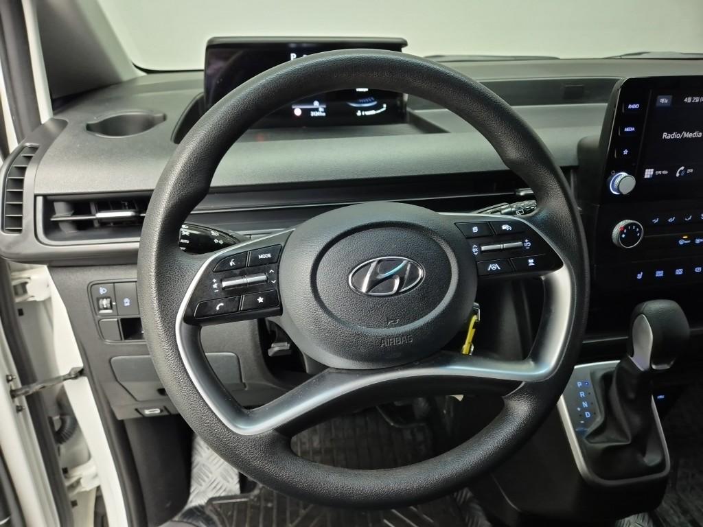 Hyundai Staria Smart Diesel 2.2 Cargo 10