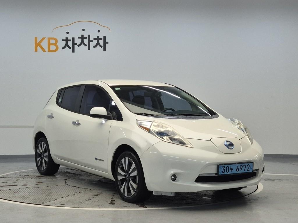 NISSAN Leaf SL