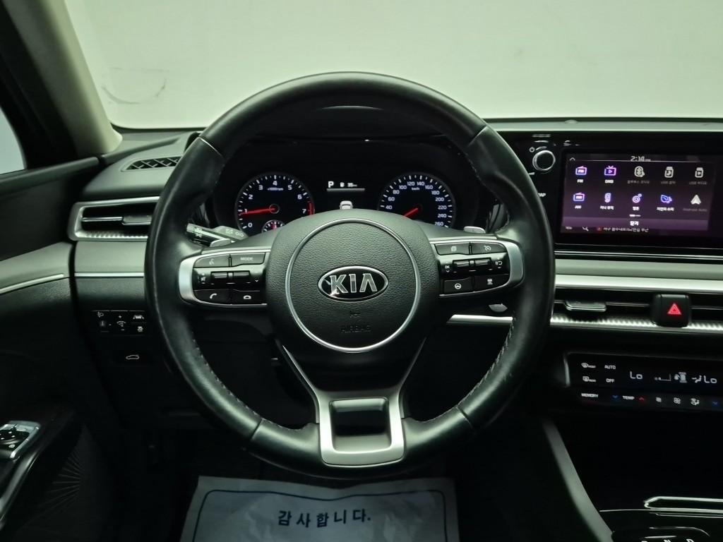 Kia K5 New DL3 Prestige 2.0 Gasoline 10