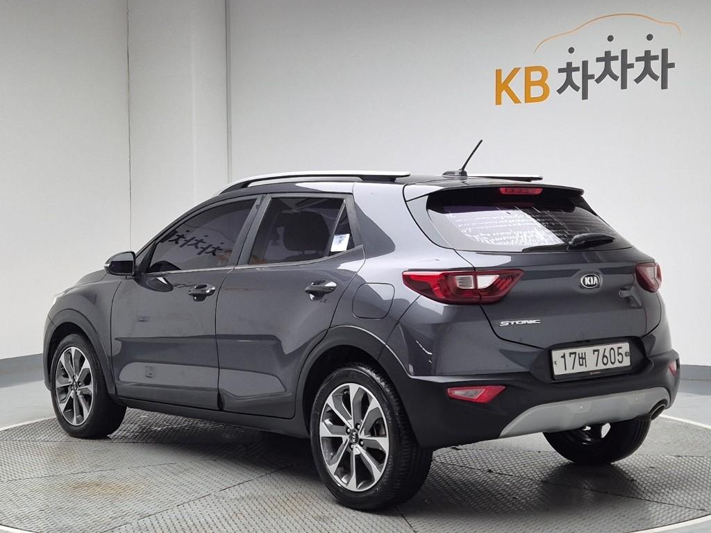 Kia Stonic Prestige U2 1.6 VGT 3