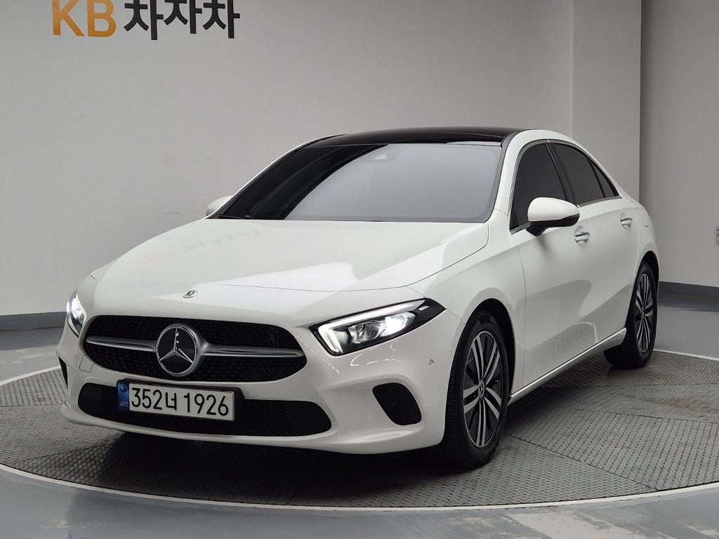 BENZ A-Class (4th Generation) A220 Sedan
