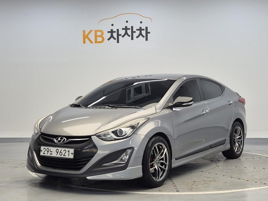 Hyundai Avante MD Smart 1.6 GDi 2