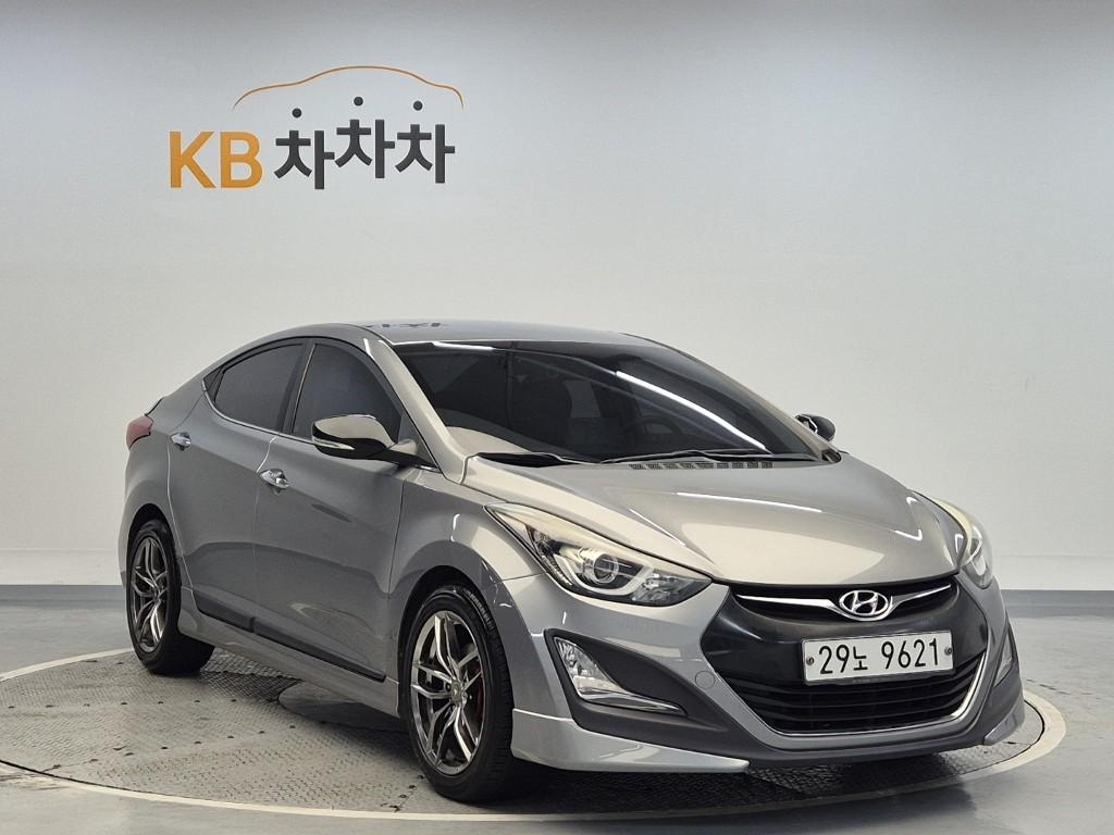 Hyundai Avante MD Smart 1.6 GDi 5