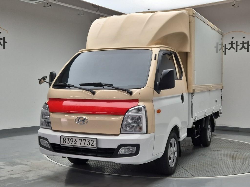 Hyundai Porter II Manual Wing body Long Wheelbase Super Cab 2