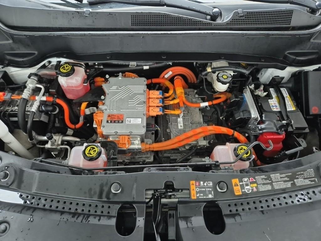 Chevrolet Bolt EUV Redline 6