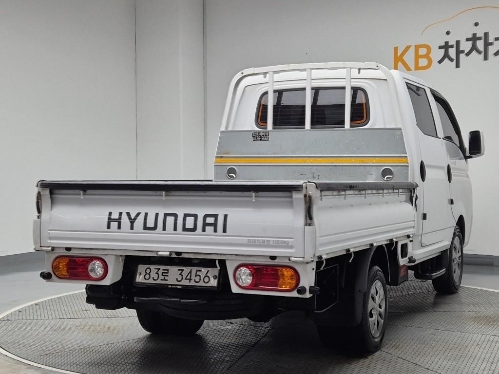 Hyundai Porter II Long Wheelbase Premium Long Wheelbase Double Cab 4