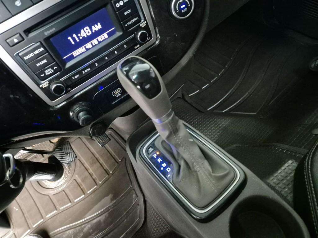 Hyundai Porter II Long Wheelbase Premium Long Wheelbase Double Cab 8