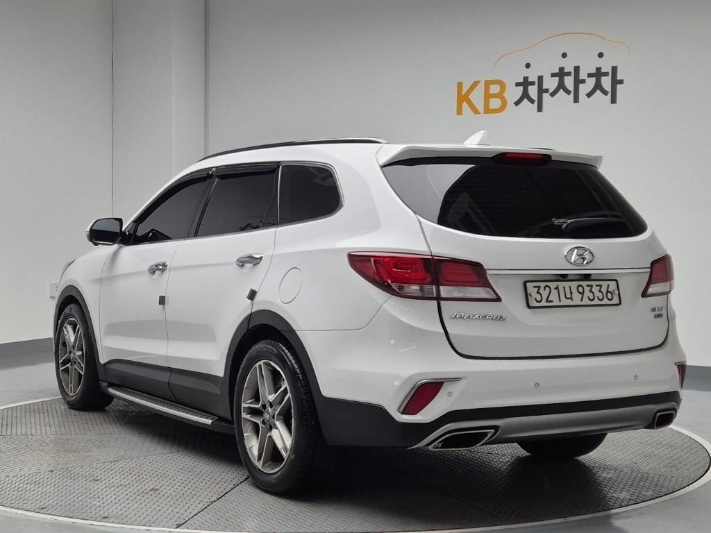 Hyundai Maxcruz Exclusive Special e-VGT R2.2 4WD 3