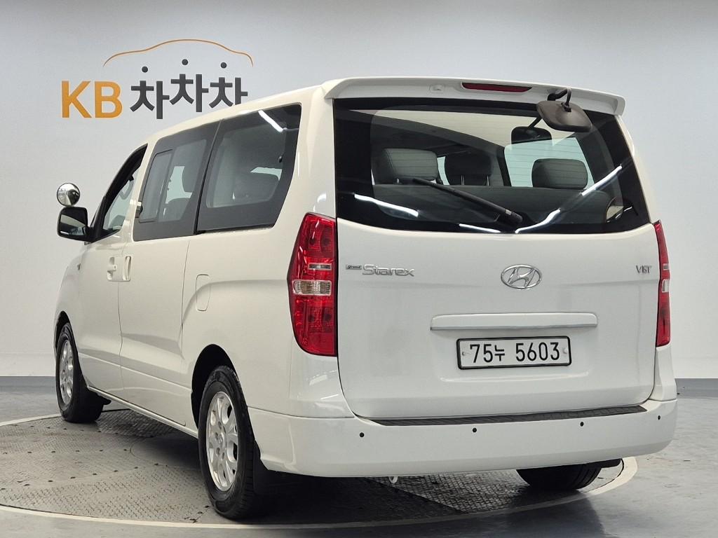 Hyundai Starex Grand CVX Luxury 2.5 VGT/ WGT Wagon 3
