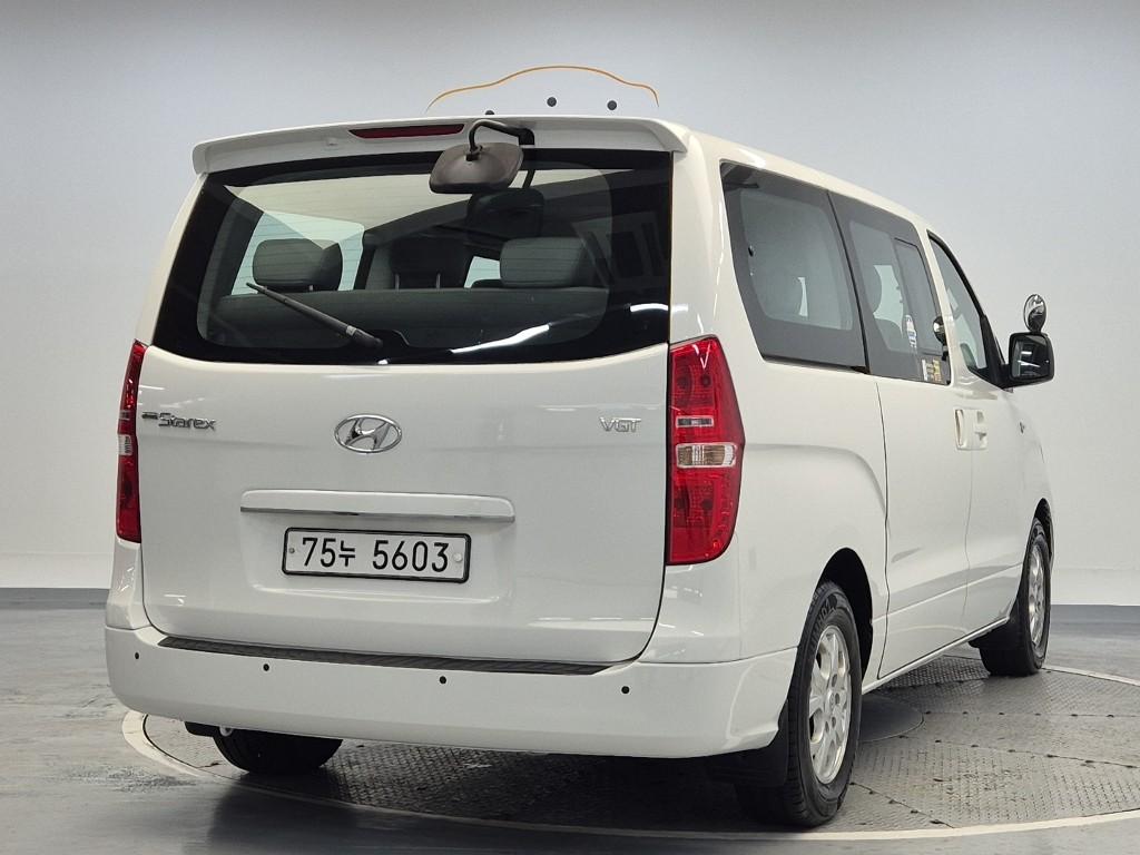 Hyundai Starex Grand CVX Luxury 2.5 VGT/ WGT Wagon 4