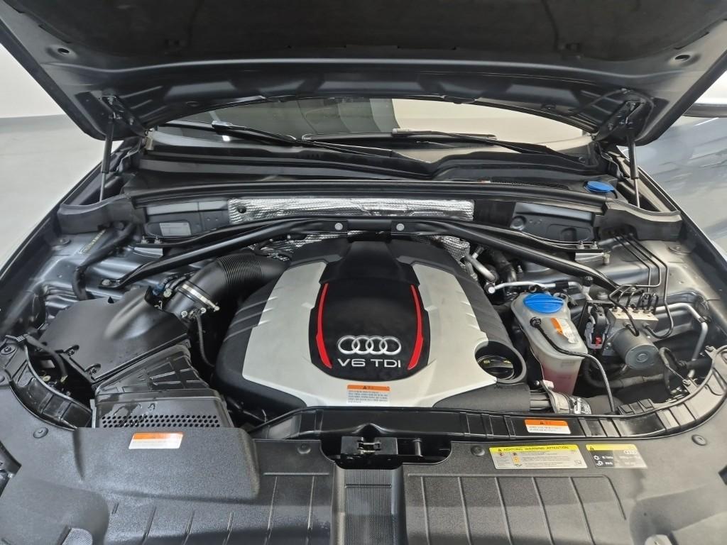 Audi SQ5 3.0 TDI Quattro 6