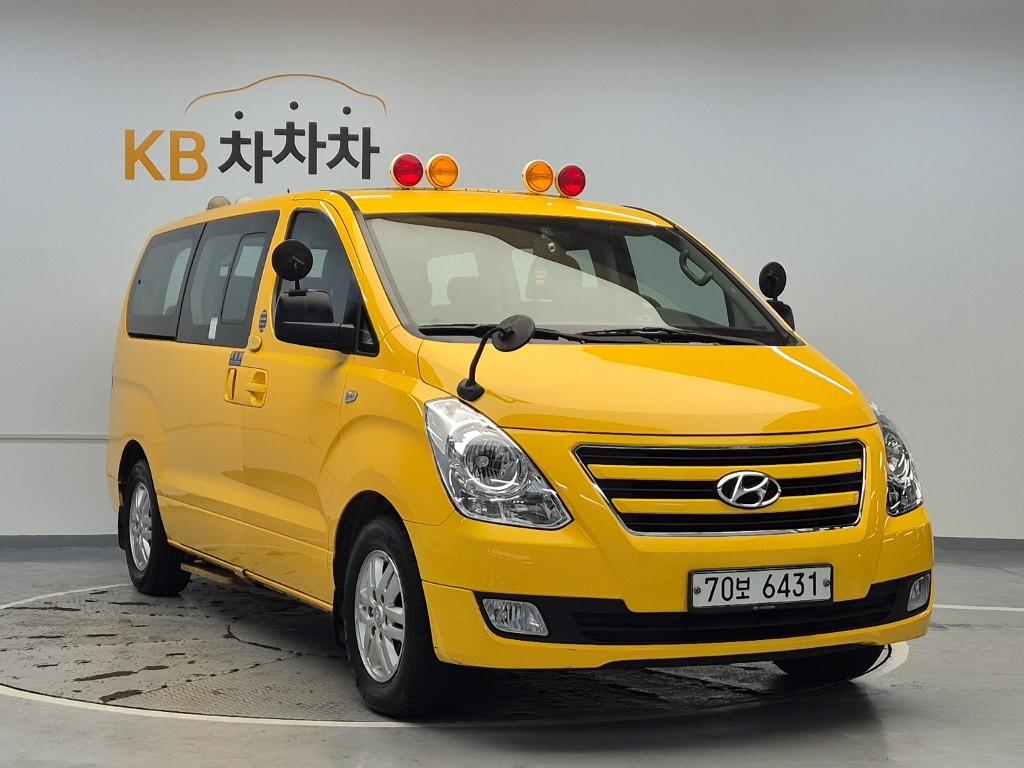 Hyundai Starex Grand Smart 2.5 VGT/ WGT Wagon 5