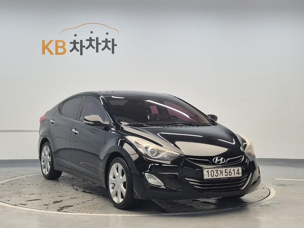 Hyundai Avante 2012 photo 4