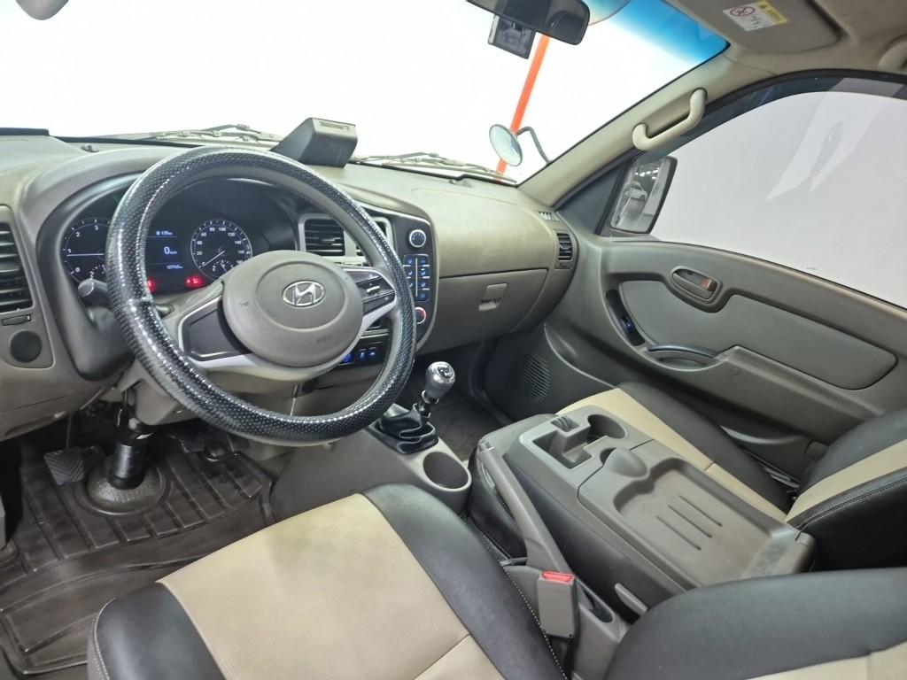 Hyundai Porter II Long Wheelbase Style Long Wheelbase Super Cab 7