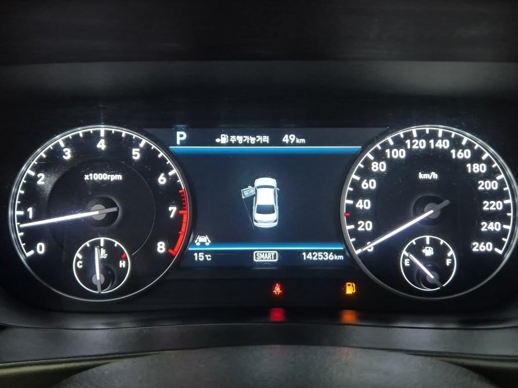 Genesis EQ900 Prestige 5.0 GDi AWD 7