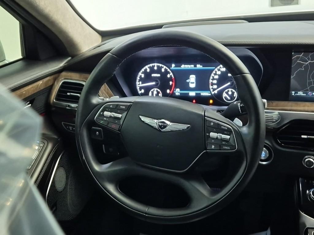 Genesis EQ900 Prestige 5.0 GDi AWD 10