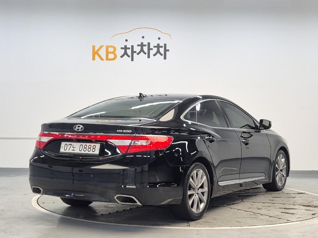 Hyundai Grandeur HG Exclusive Special HG 300 4