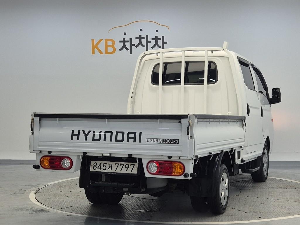 Hyundai Porter II Long Wheelbase Smart LPG Long Wheelbase Double Cab 4