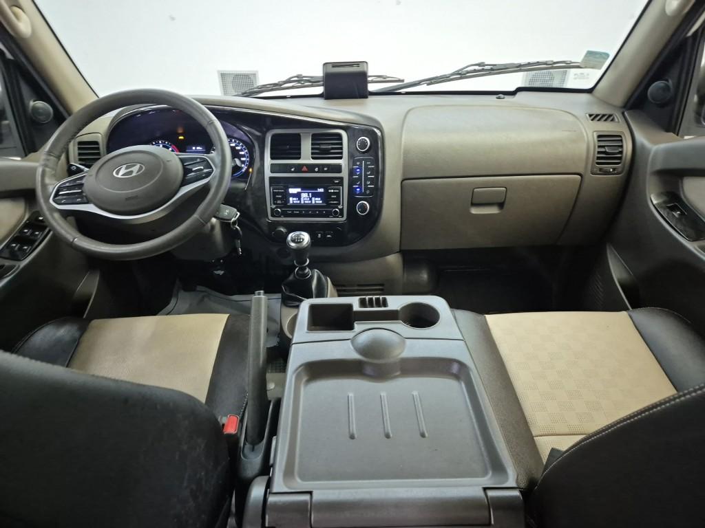 Hyundai Porter II Long Wheelbase Smart LPG Long Wheelbase Double Cab 7