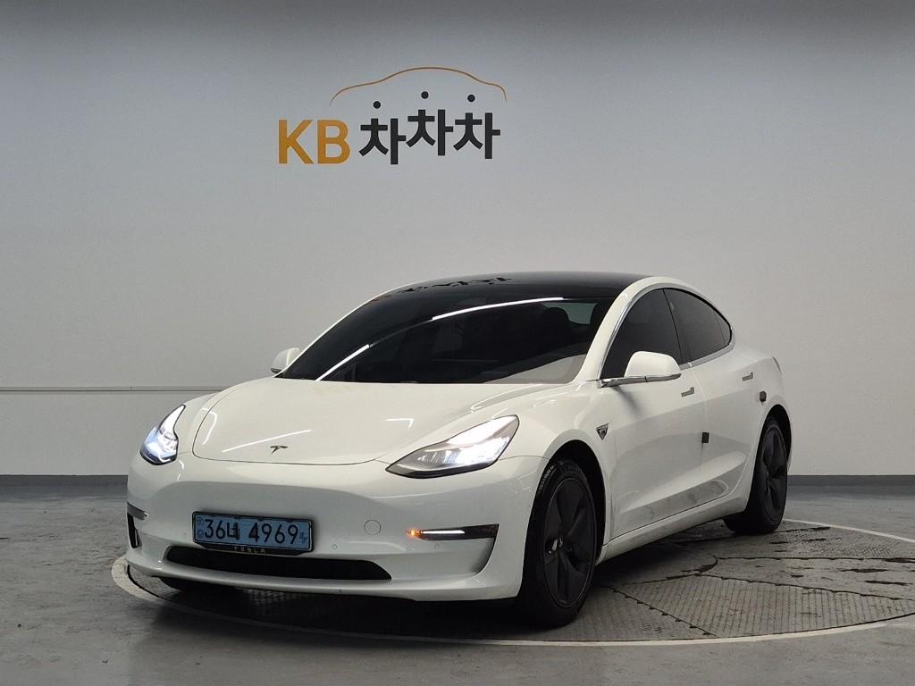 Tesla Model 3 Long Range AWD Long Range