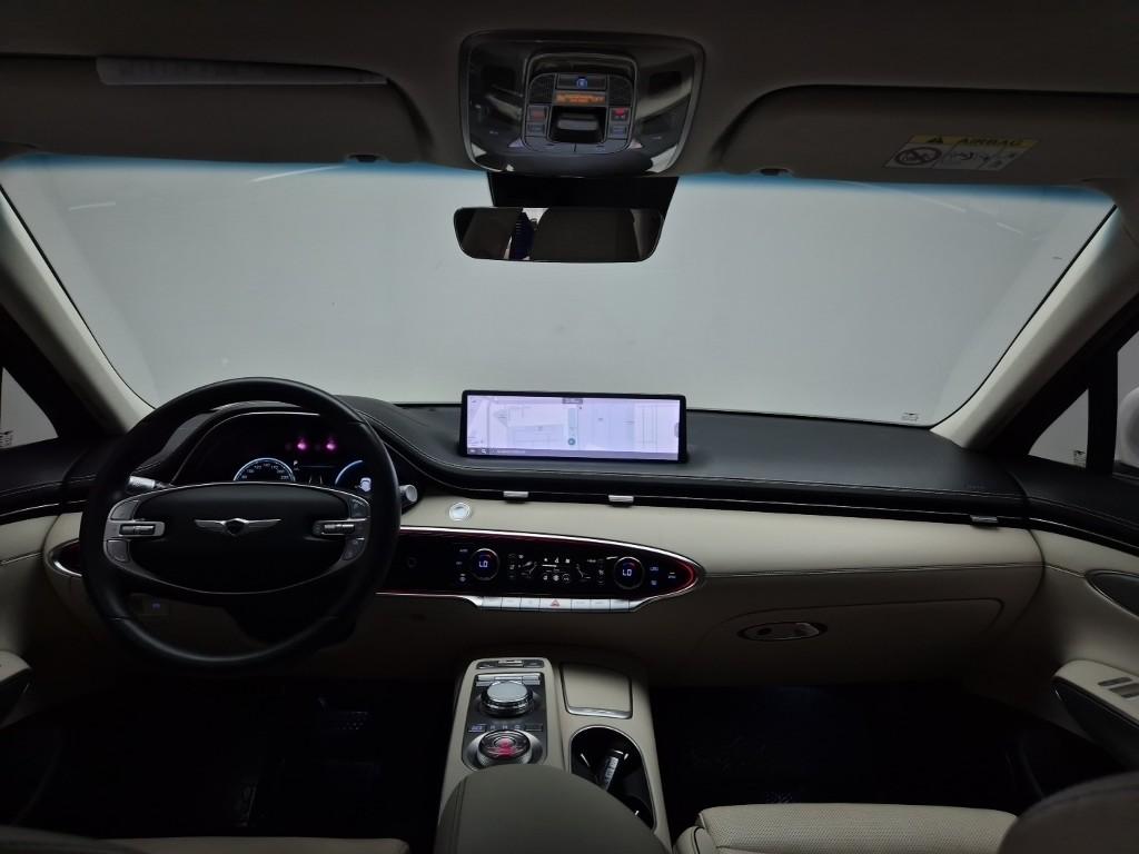 Genesis GV70 Base Type 2.2 Diesel AWD 8
