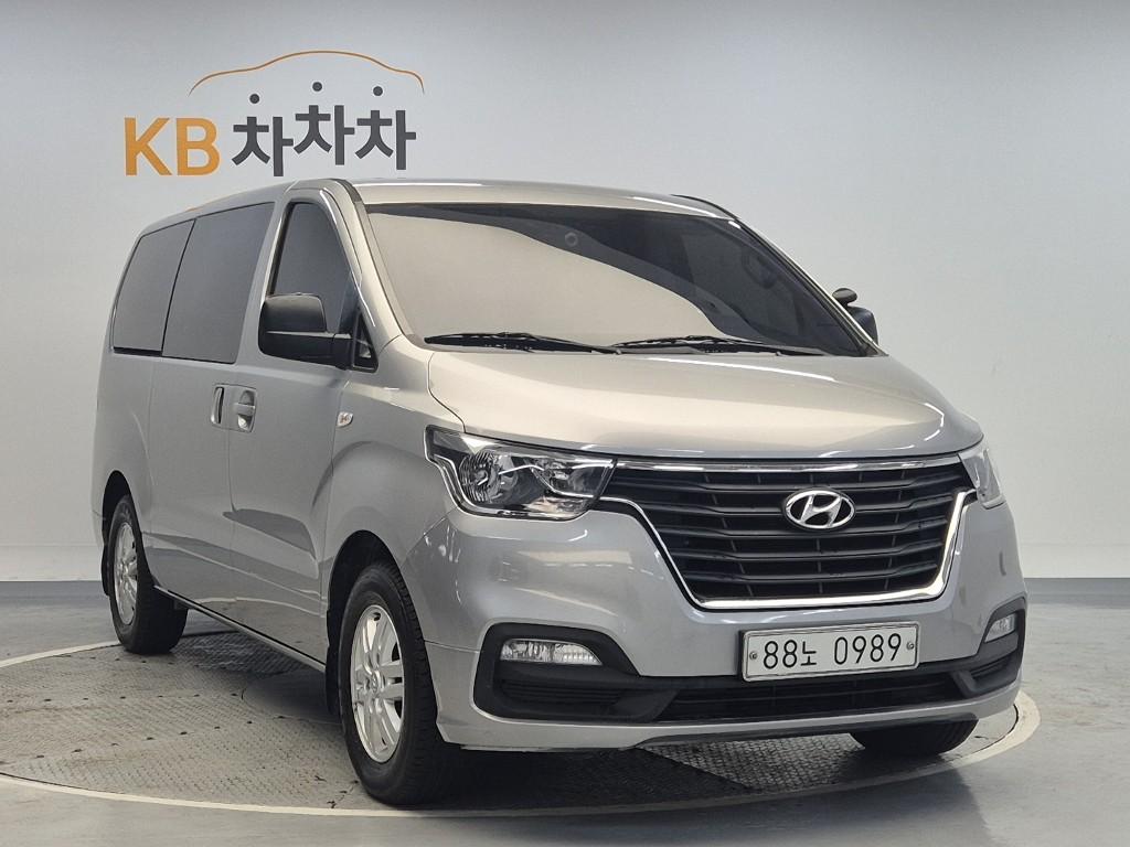 Hyundai Starex Grand Smart 2.5 WGT/ VGT 3 Van M/ T 5