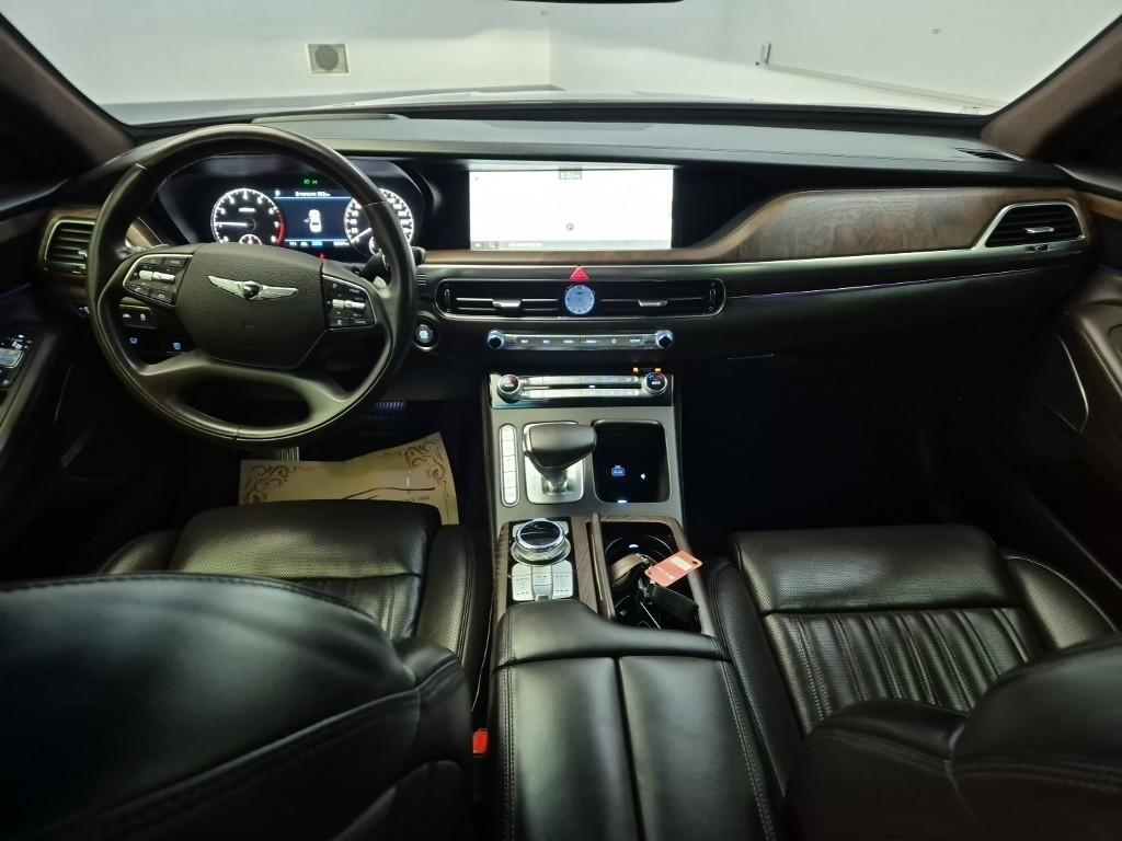 Genesis G90 Premium Luxury 3.8 GDi AWD 8