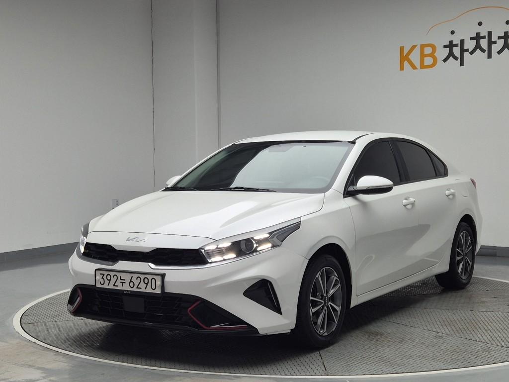 Kia K3 Trendy 1.6 Gasoline 2
