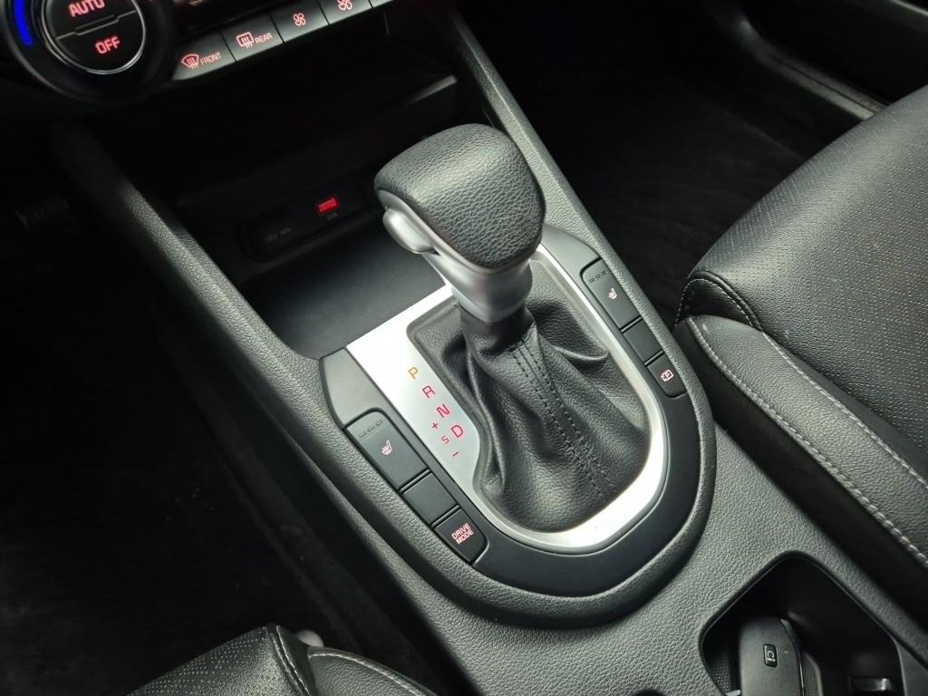 Kia K3 Trendy 1.6 Gasoline 9