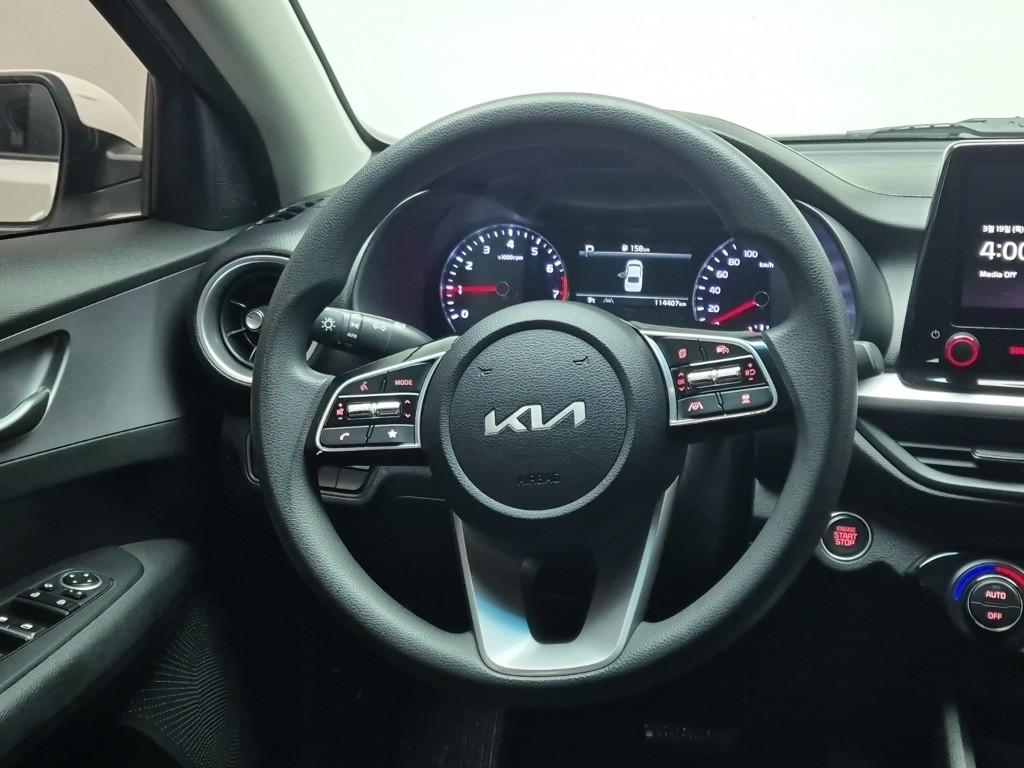 Kia K3 Trendy 1.6 Gasoline 10