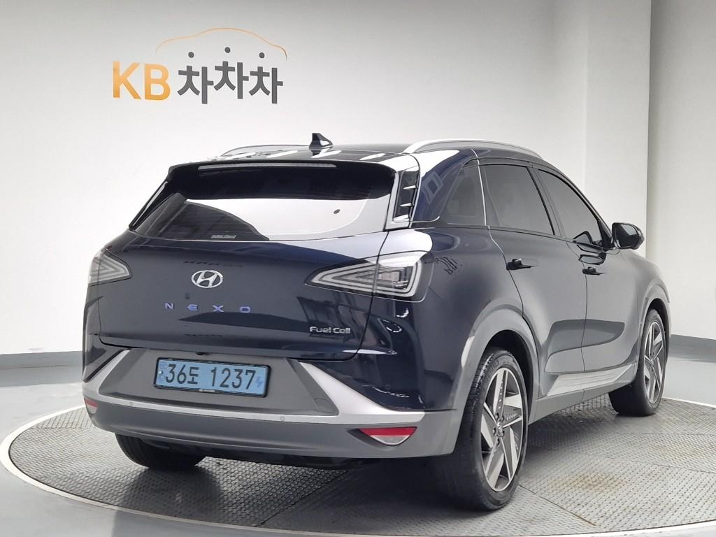 Hyundai Nexo Premium 4