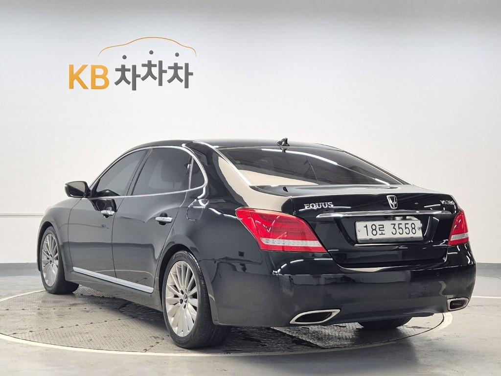 HYUNDAI Ecuus (New Model) VS380