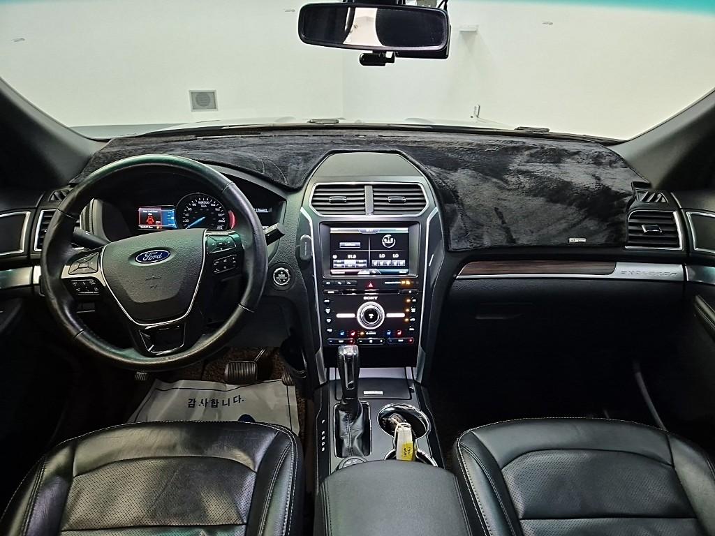 FORD Explorer (5th Generation) 2.3 AWD