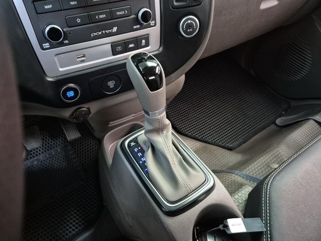 Hyundai Porter II Long Wheelbase Smart LPG Long Wheelbase Super Cab 8