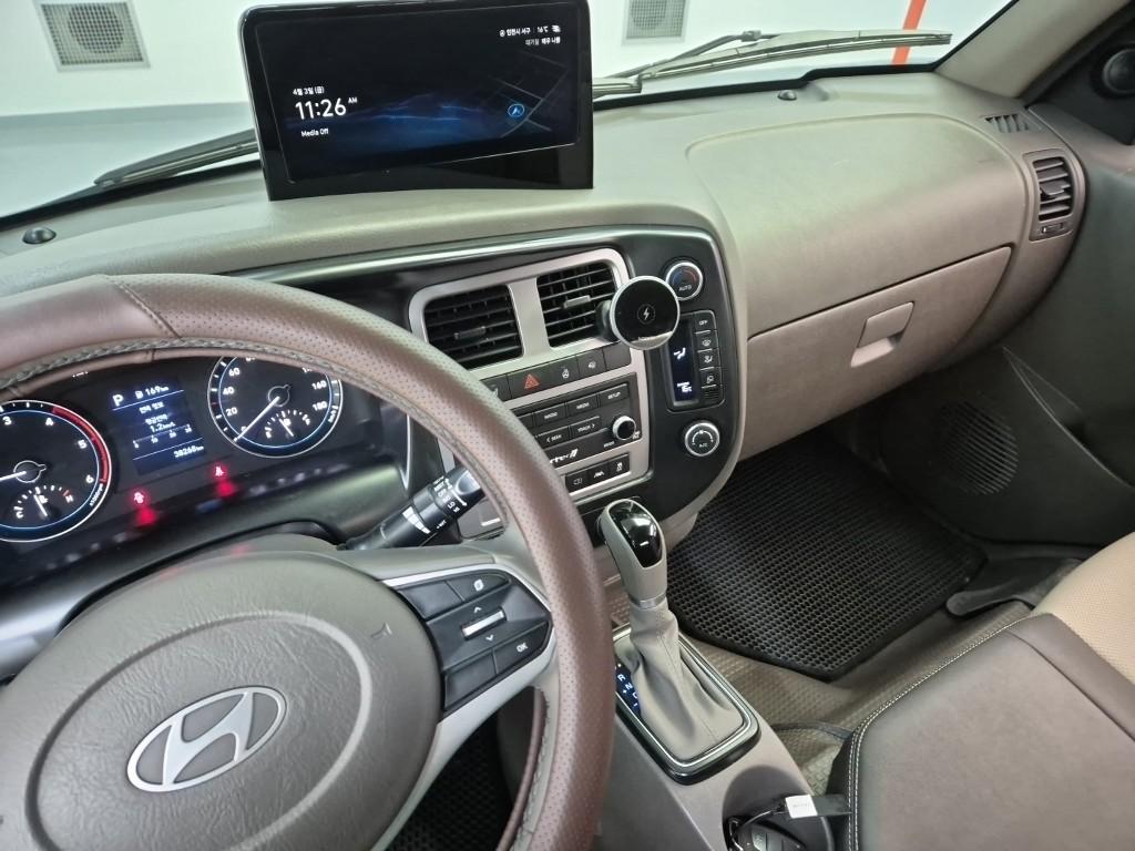 Hyundai Porter II Long Wheelbase Smart LPG Long Wheelbase Super Cab 10