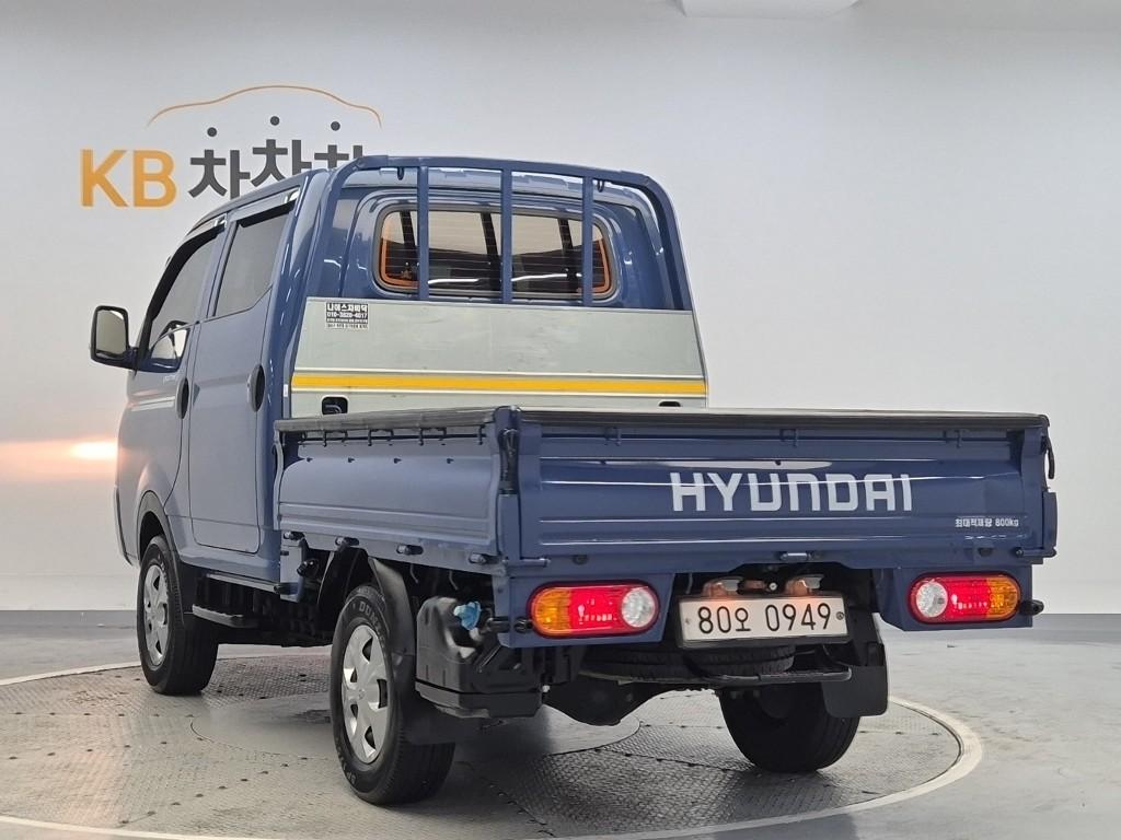 Hyundai Porter II Long Wheelbase Premium Long Wheelbase Double Cab 4WD 3