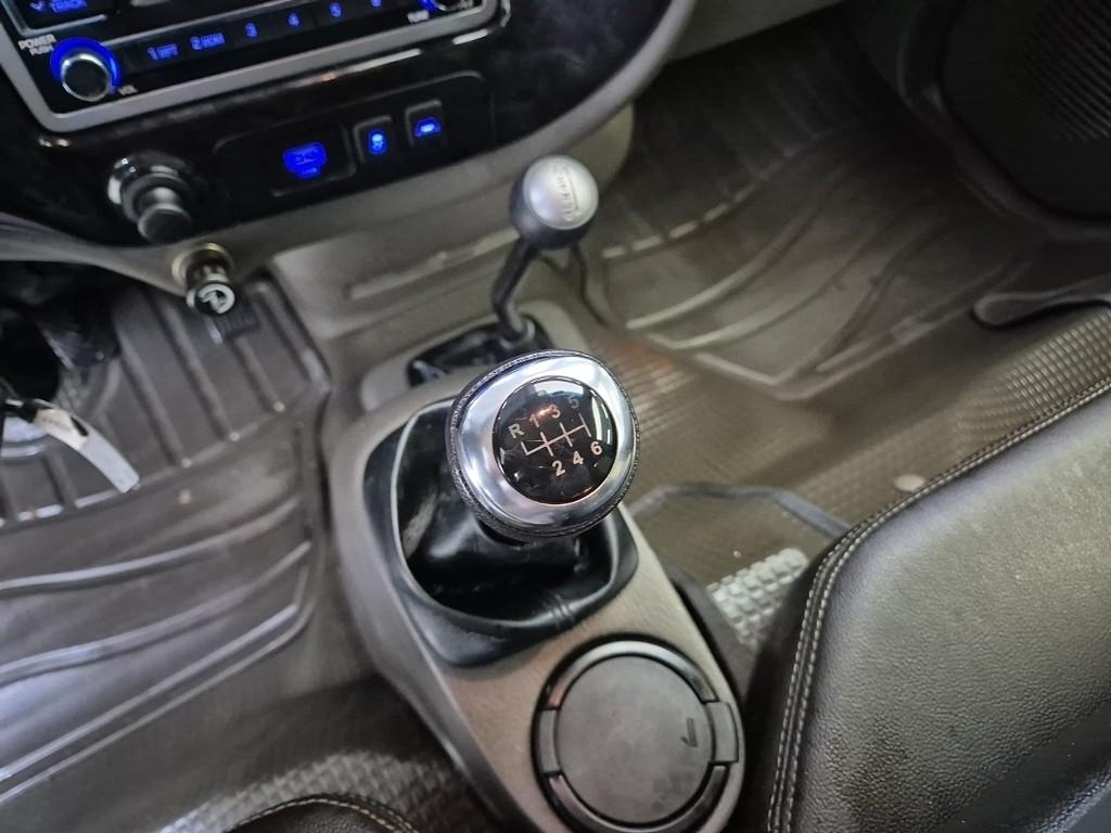 Hyundai Porter II Long Wheelbase Premium Long Wheelbase Double Cab 4WD 8