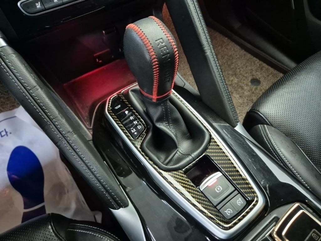 Renault QM6 Samsung New RE Signature 2.0 LPe 9