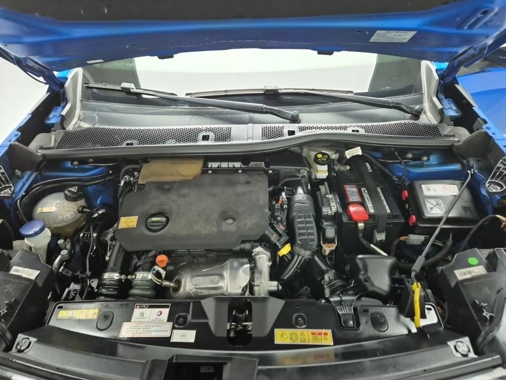 Peugeot 2008 GT 1.5 BlueHDi GT 6