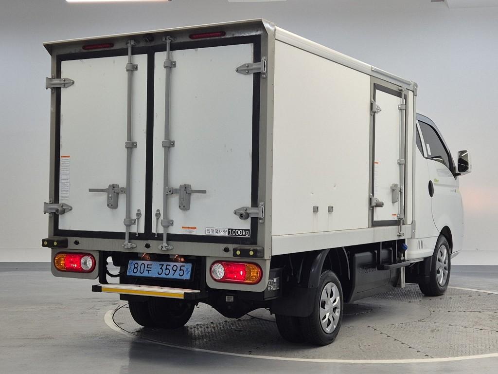 Hyundai Porter II Electric Low Fixed Floor Long Wheelbase Super Cab 4
