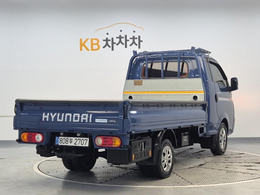 Hyundai Porter II Long Wheelbase Premium Long Wheelbase Super Cab 4