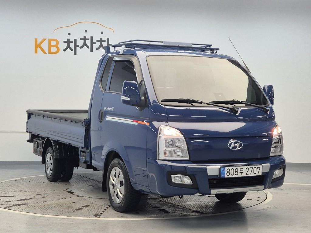 Hyundai Porter II Long Wheelbase Premium Long Wheelbase Super Cab 5