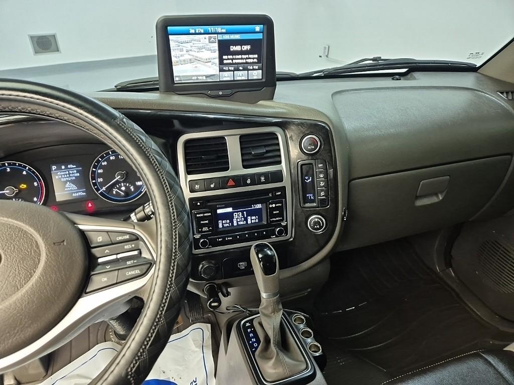 Hyundai Porter II Long Wheelbase Premium Long Wheelbase Super Cab 10