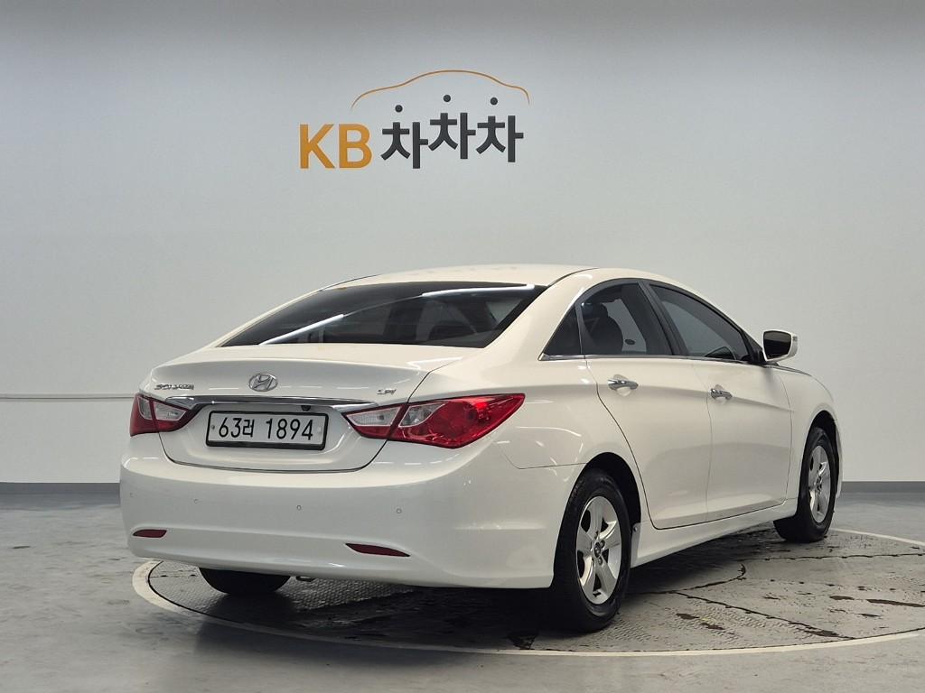 Hyundai Sonata The Smart 2.0 Nu engine LPi 4