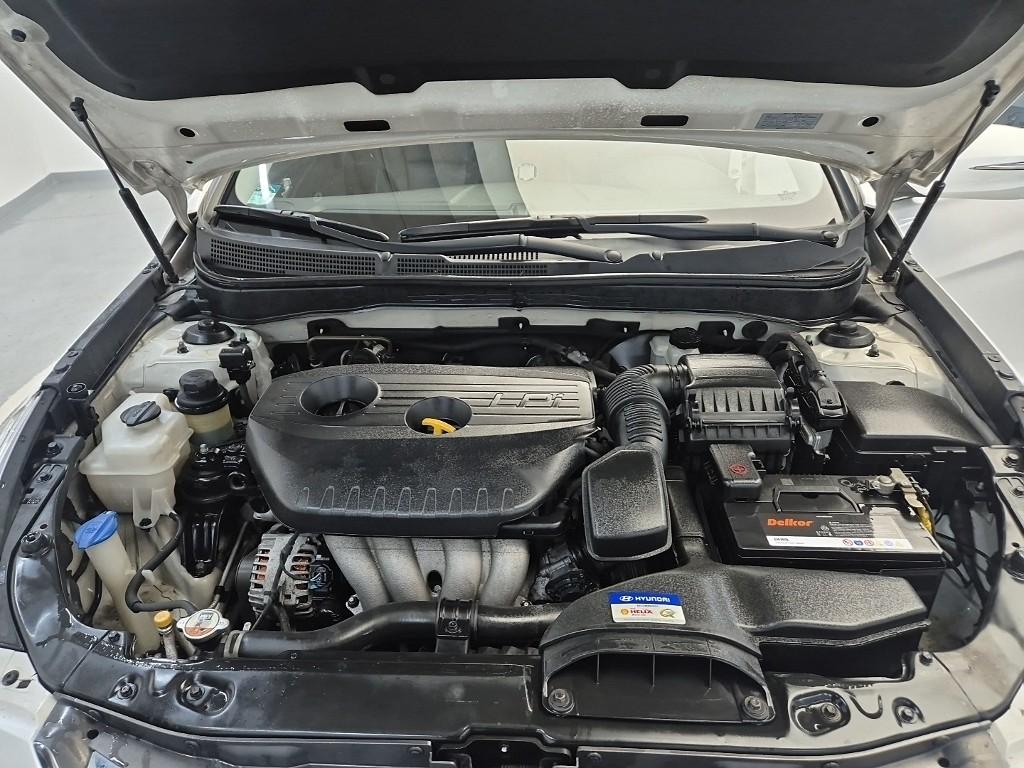 Hyundai Sonata The Smart 2.0 Nu engine LPi 6
