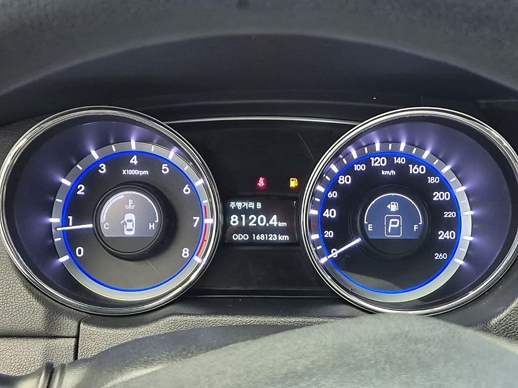 Hyundai Sonata The Smart 2.0 Nu engine LPi 7