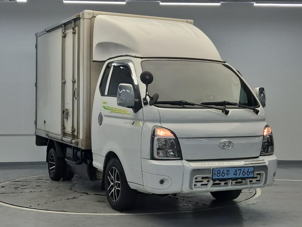 Hyundai Porter II Electric High Fixed Floor Long Wheelbase Super Cab 5